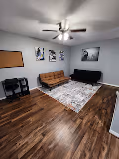 The Magnolia — living room