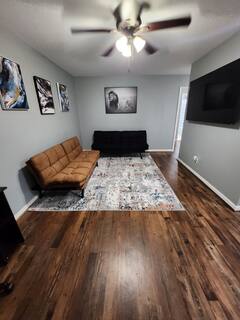 The Magnolia — living room