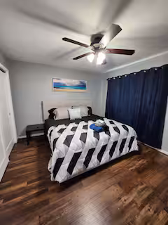 The Pecan — bedroom