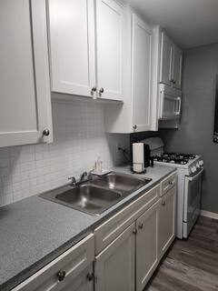 The Redbud — kitchen