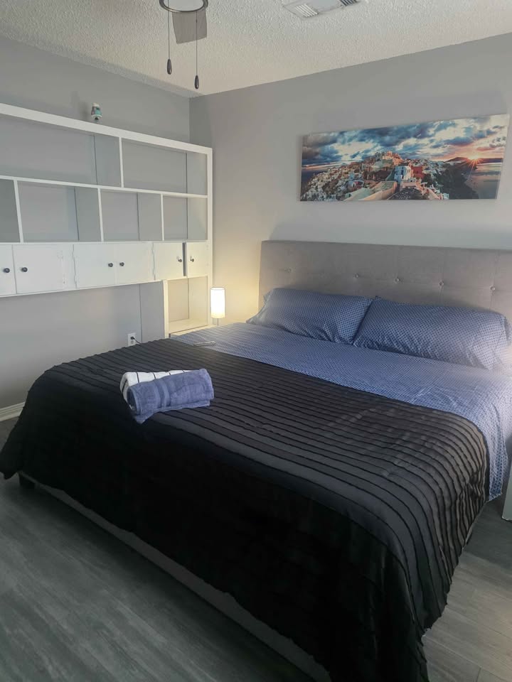 The Porch Room — bedroom