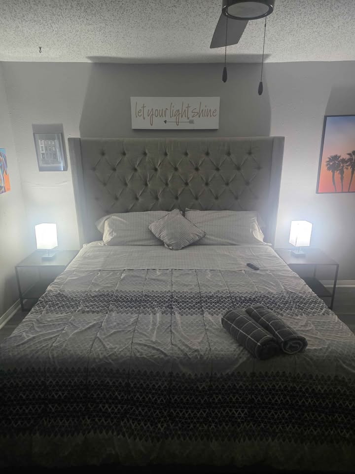 The Sun Room — bedroom